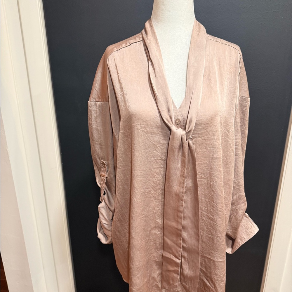 Express - Women's Office Blouse in Soft Mauve - Tie Neck - Medium